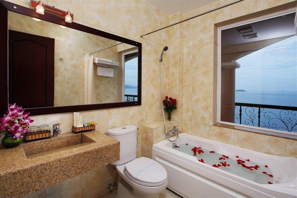 Fairy Bay Hotel Nha Trang Bagian luar foto