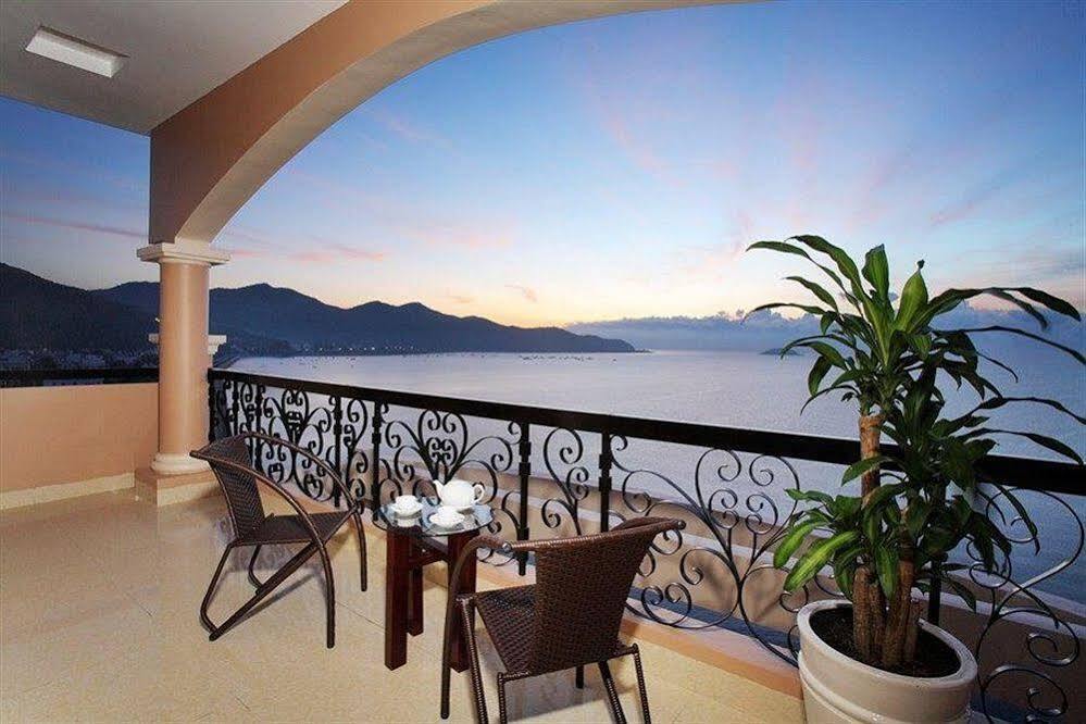 Fairy Bay Hotel Nha Trang Bagian luar foto